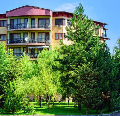 Снимка 3 — Четиристаен апартамент с паркоместа в комплекс Витоша, София