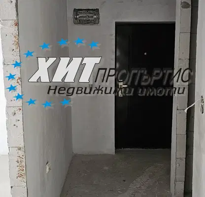 Снимка 4 — Двустаен апартамент с балкони близо до плажа в Поморие