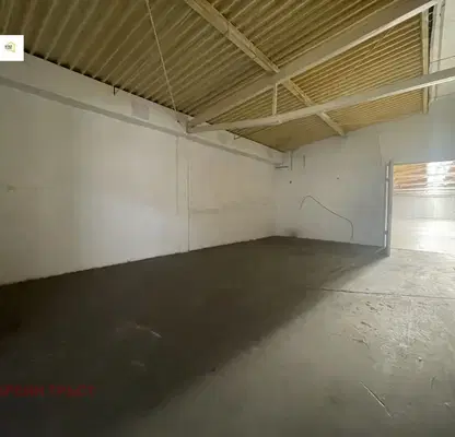 Photo 2 — Warehouse in Lokorsko