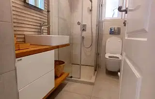 Тристаен апартамент в София, Център