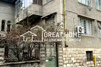Многостаен апартамент в Търговище, Център