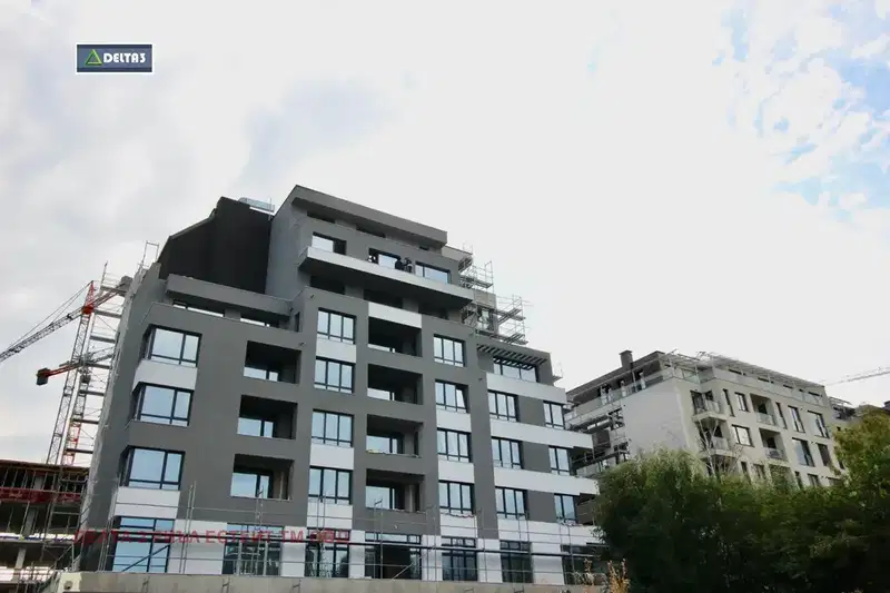 4-bedroom apartment in Sofiya, Krystova Vada