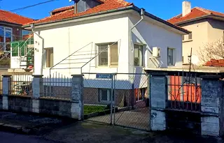 Къща в Русе, Широк център