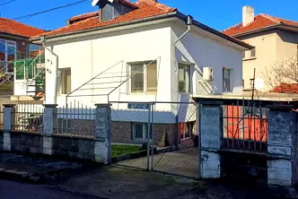 Къща в Русе, Широк център