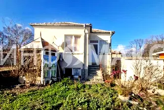 Къща в Бургас, с. Бата