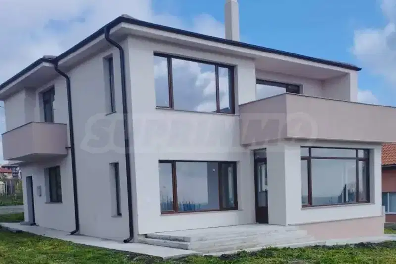 House in Oblast Burgas, Lyka