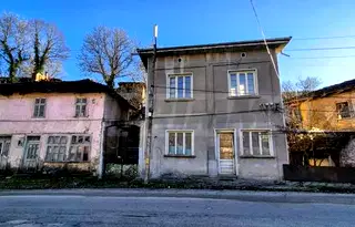 Къща в Ловеч, Троян