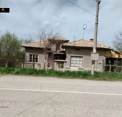 Снимка 4 — Къща в Търговище, с. Долец