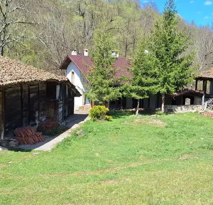 Photo 3 — House in Oblast Veliko Tyrnovo, Elena