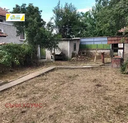 Снимка 4 — Къща във Велико Търново, с. Козаревец
