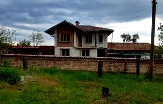 Къща във Велико Търново, с. Овча могила