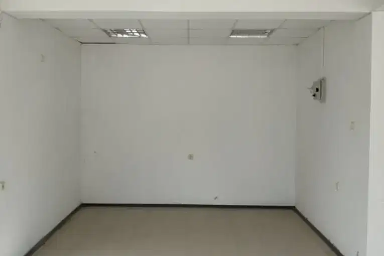 Магазин в Шумен, Център