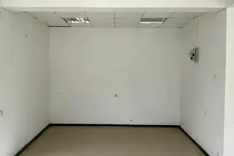 Магазин в Шумен, Център