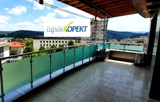 Офис във Велико Търново, Център