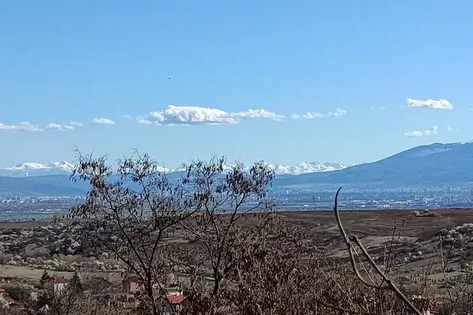 Plot in Kytina