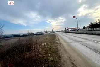 Парцел във Враца, Промишлена зона - Изток