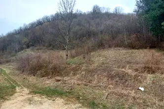 Парцел в Ловеч, Троян