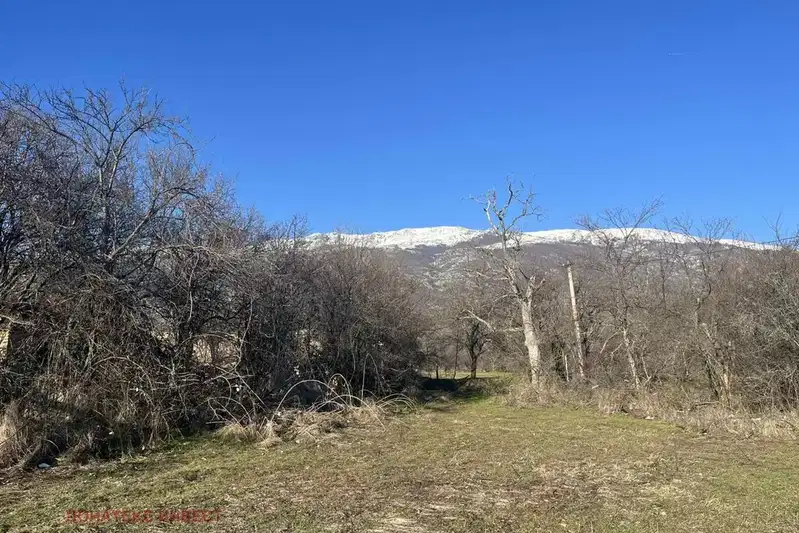 Парцел в Пловдив, Карлово
