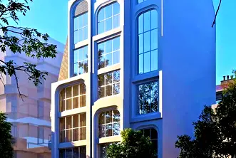 Тристаен апартамент във Варна, Център