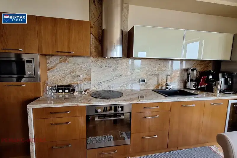 3-bedroom apartment in Varna, Gorna Traka