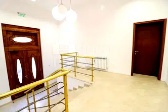 Офис в София, Център