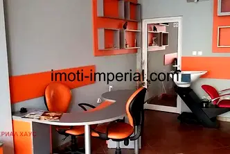 Офис в Хасково, Училищни