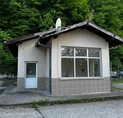 Снимка 2 — Бизнес имот в Габрово, Бичкиня