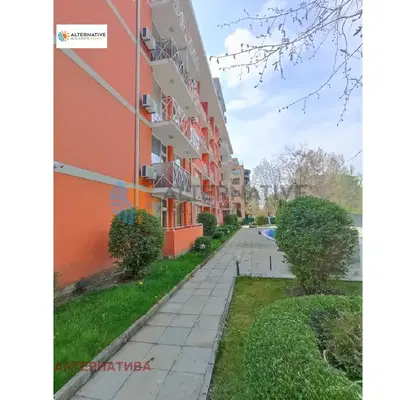 Снимка 4 — Двустаен апартамент в Бургас, к.к. Слънчев бряг