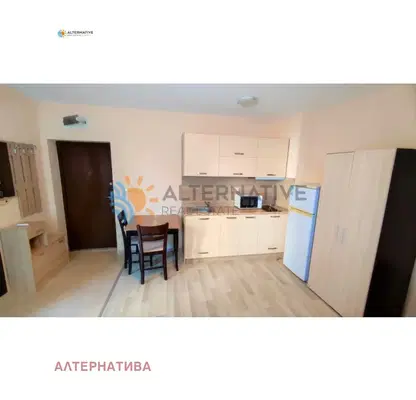 Снимка 5 — Студио апартамент в Несебър с тераса в затворен комплекс