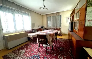 Етаж от къща в Пловдив, Асенов