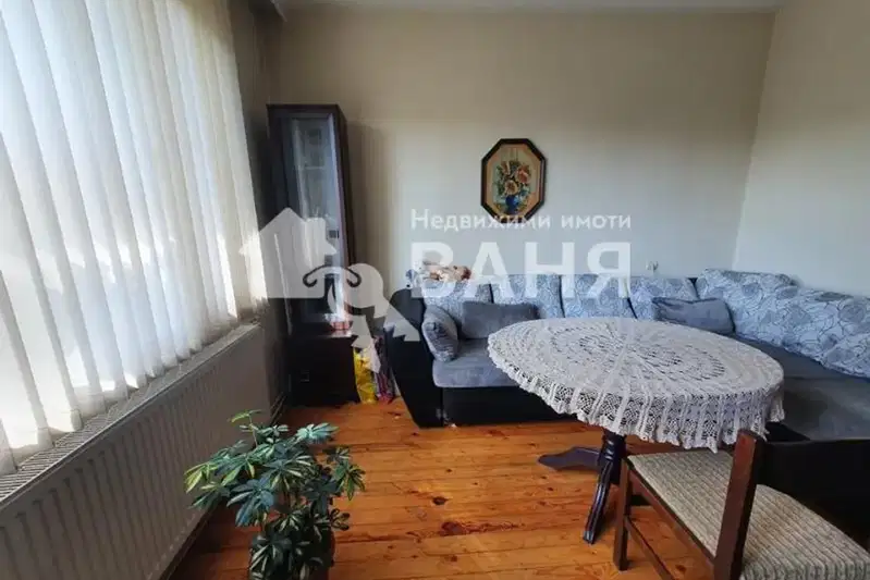 Floor of House in Oblast Plovdiv, Karlovo
