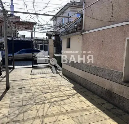 Photo 3 — Floor of House in Oblast Plovdiv, Sopot