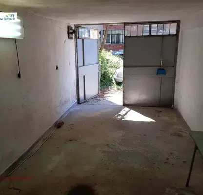 Photo 2 — Garage/Parking in Kyrdjali, Centyr