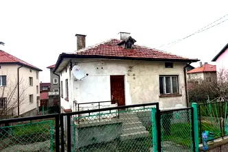 Къща в с. Лозен