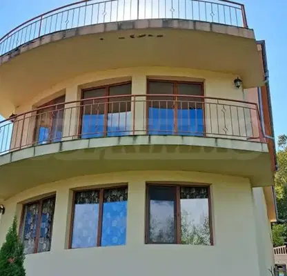Снимка 3 — Къща в Бургас, Приморско
