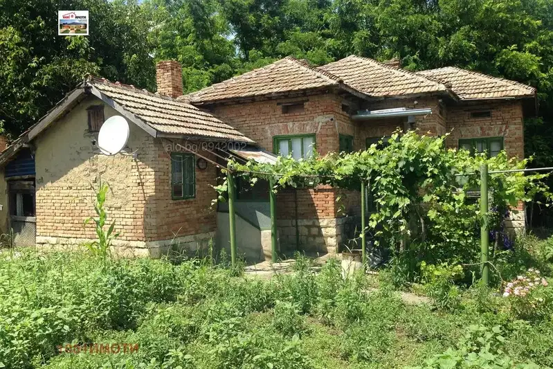 House in Oblast Dobrich, Aleksandriya