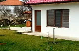 Къща в Добрич, с. Езерец