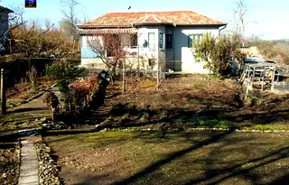 Къща в Добрич, с. Крагулево