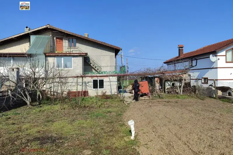 House in Oblast Dobrich, Plachidol