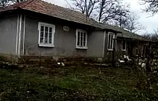 Къща в Добрич, с. Средина