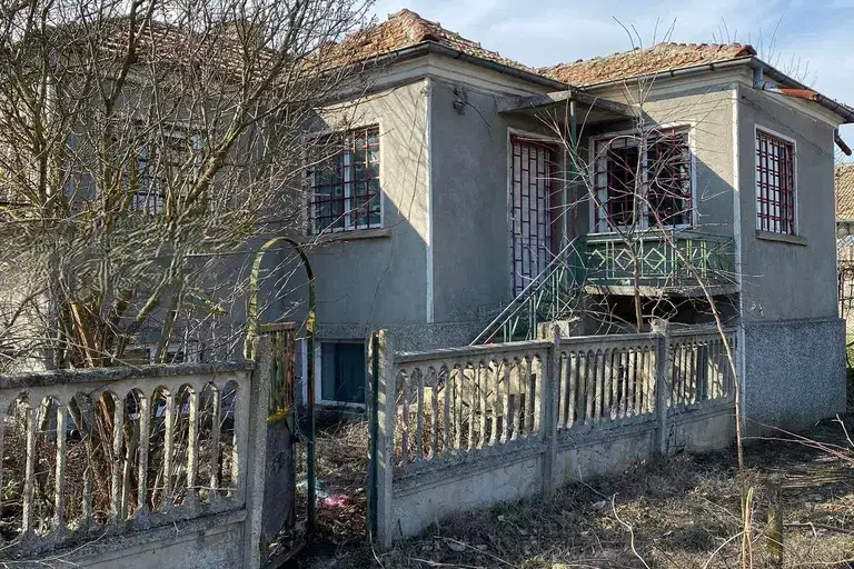 Къща в Добрич, с. Владимирово