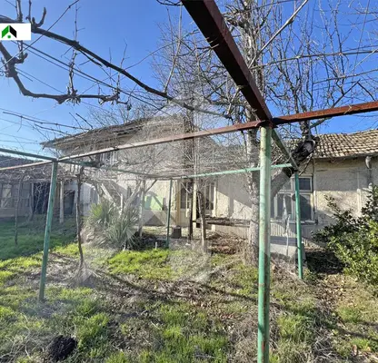 Photo 5 — House in Shumen, Marash