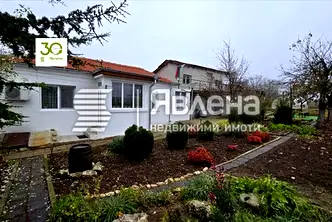 Къща във Варна, с. Водица