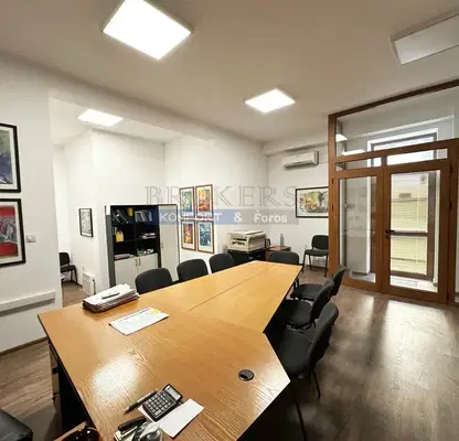 Photo 4 — Office in Varna, Centyr