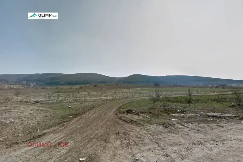 Парцел в с. Лозен