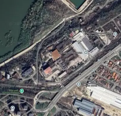 Снимка 3 — Парцел в Русе, Промишлена зона - Изток