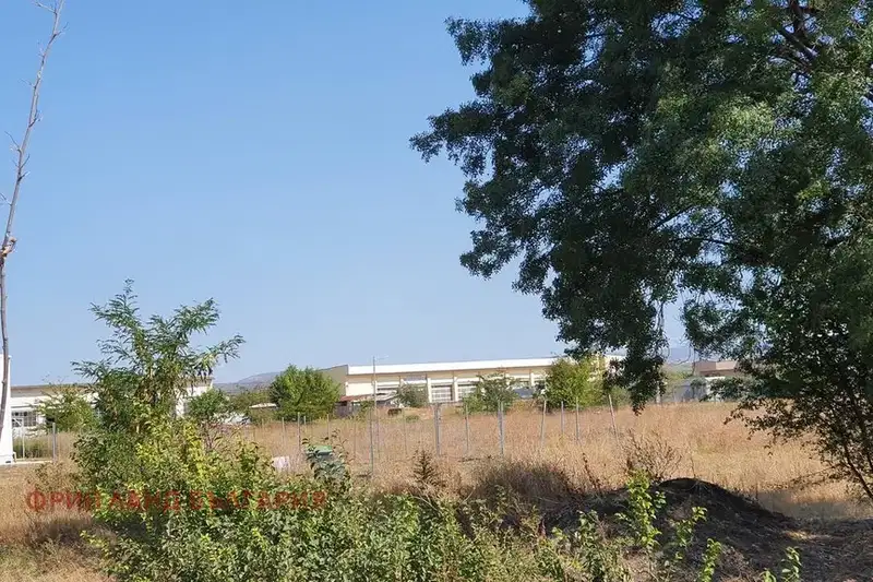 Парцел в Бургас, Камено