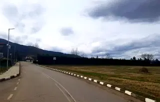 Парцел в София, Правец