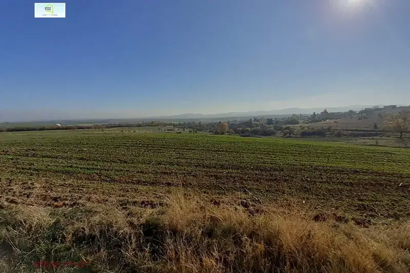 Plot in област София, Hrabyrsko