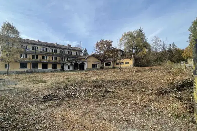 Industrial Building in Oblast Lovech, Aprilci